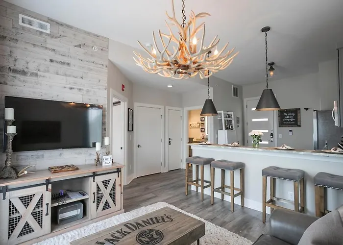 Downtown Luxury Condo At The Southern Belle